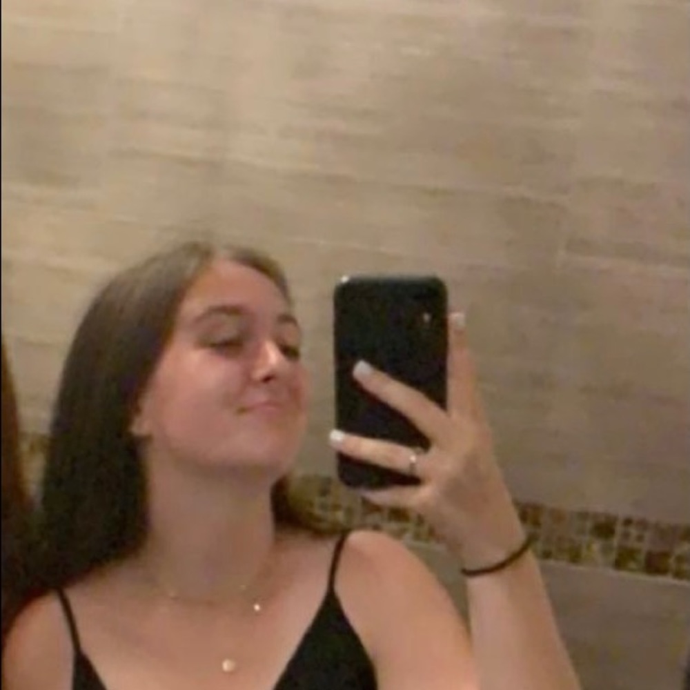 Meet your Posher, Hannah